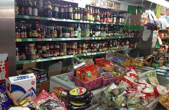 Chinese stores market mostenses